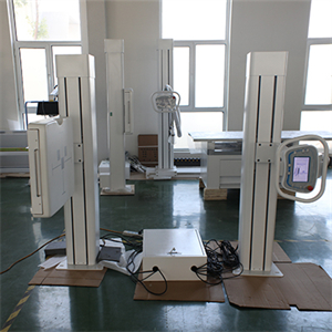 车载X光机双立柱.jpg 车载X光机双立柱.jpg